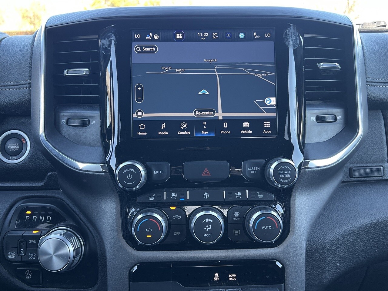 2024 Ram 1500 Laramie photo 4