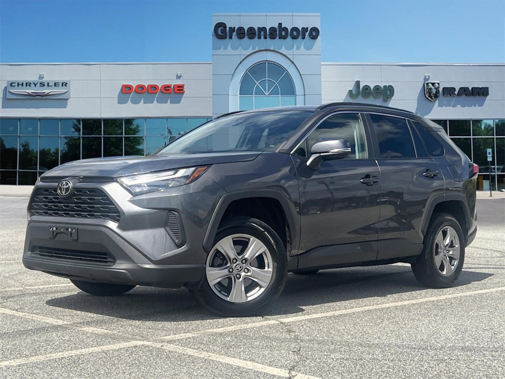 Used 2022 Toyota RAV4 XLE SUV