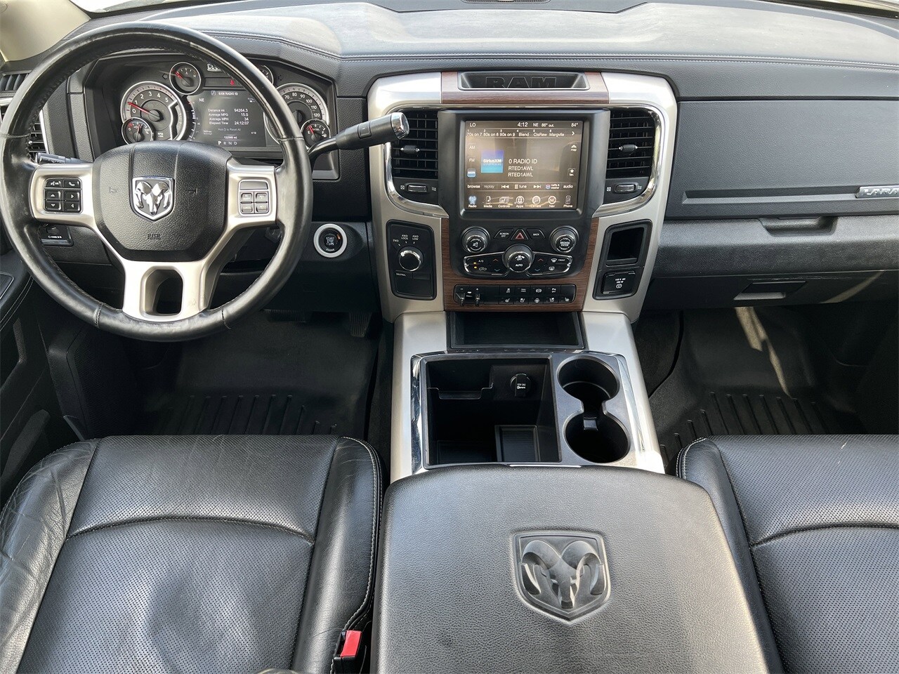 2015 Ram 2500 Laramie photo 2