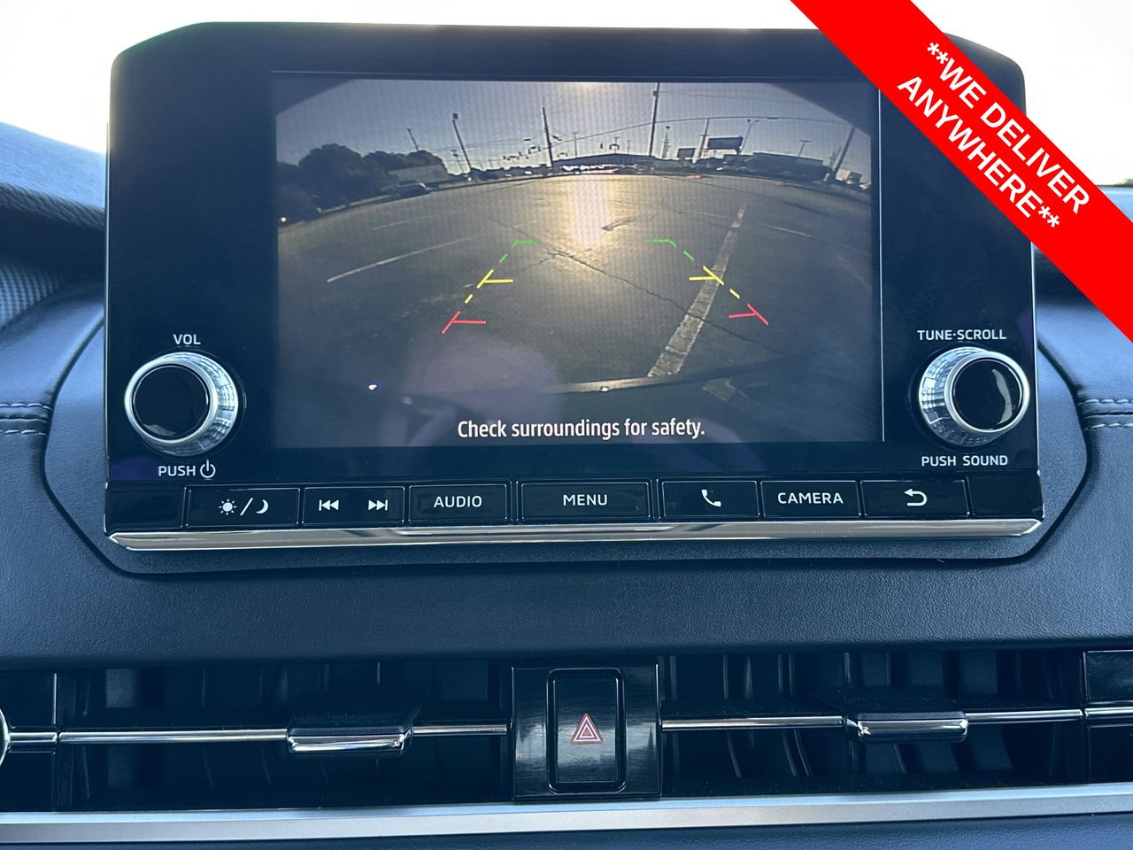 2024 Mitsubishi Outlander ES photo 4