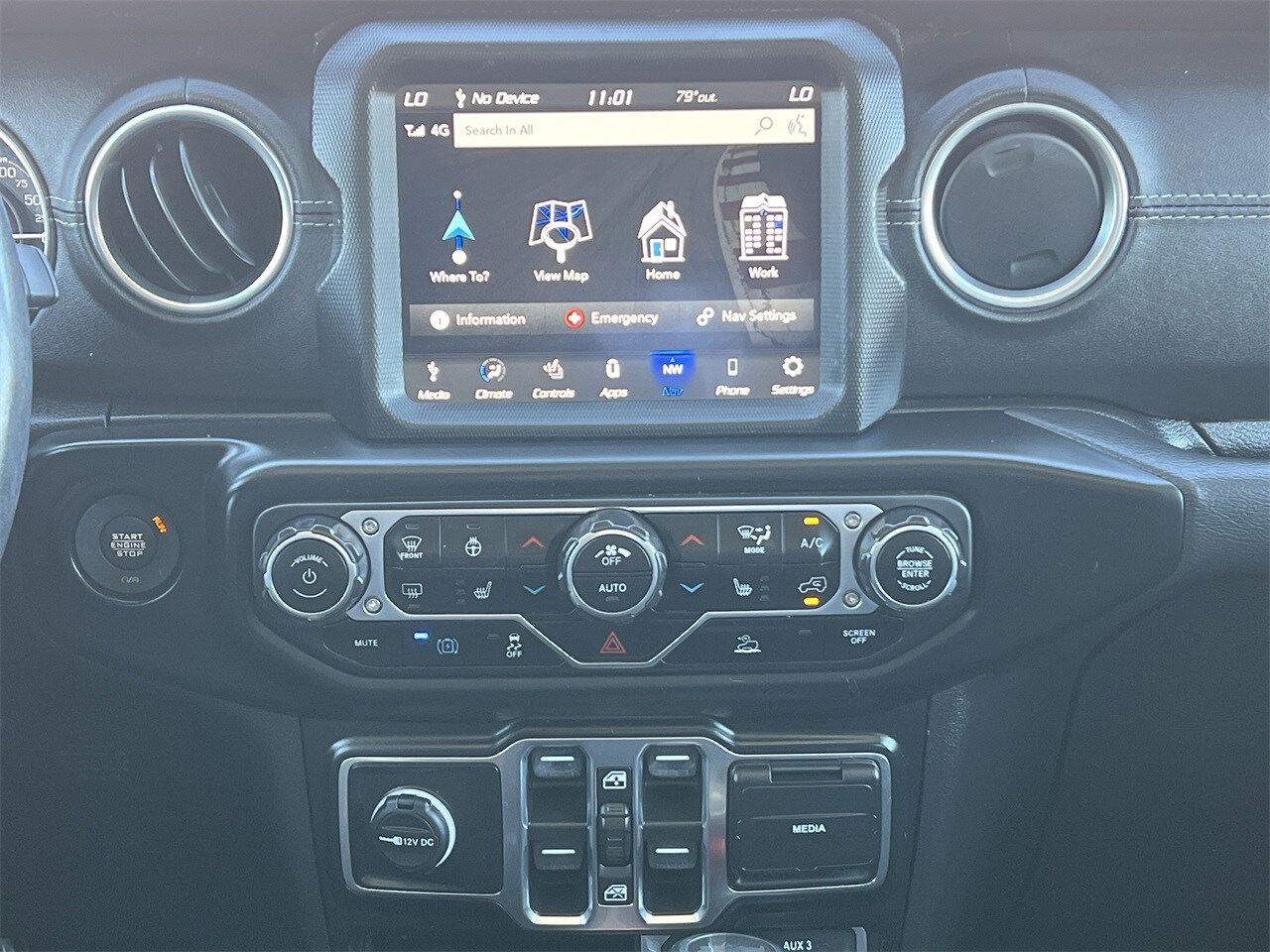 2022 Jeep Wrangler Unlimited 4xe Sahara photo 2