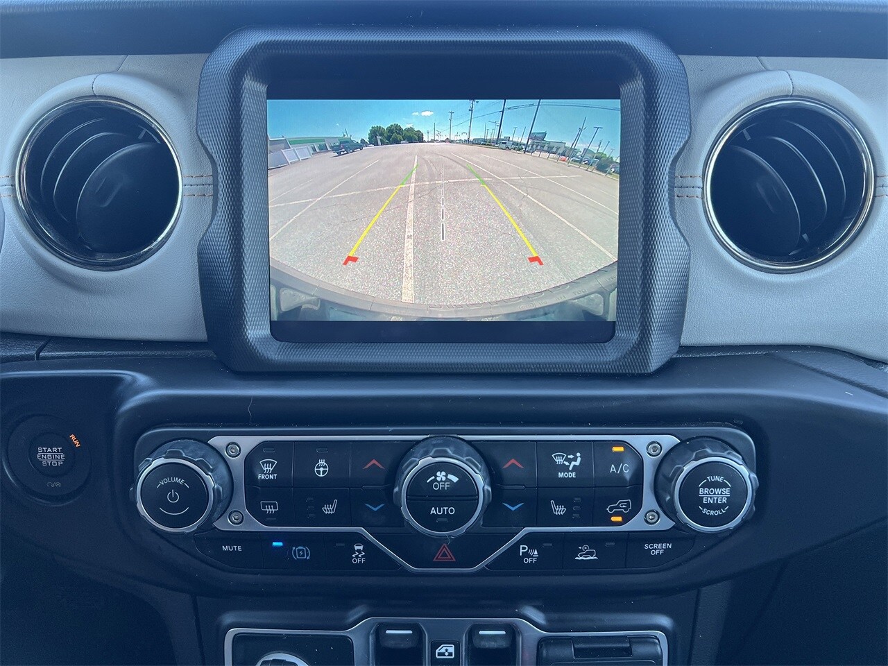 2021 Jeep Wrangler 4xe Sahara High Altitude photo 4