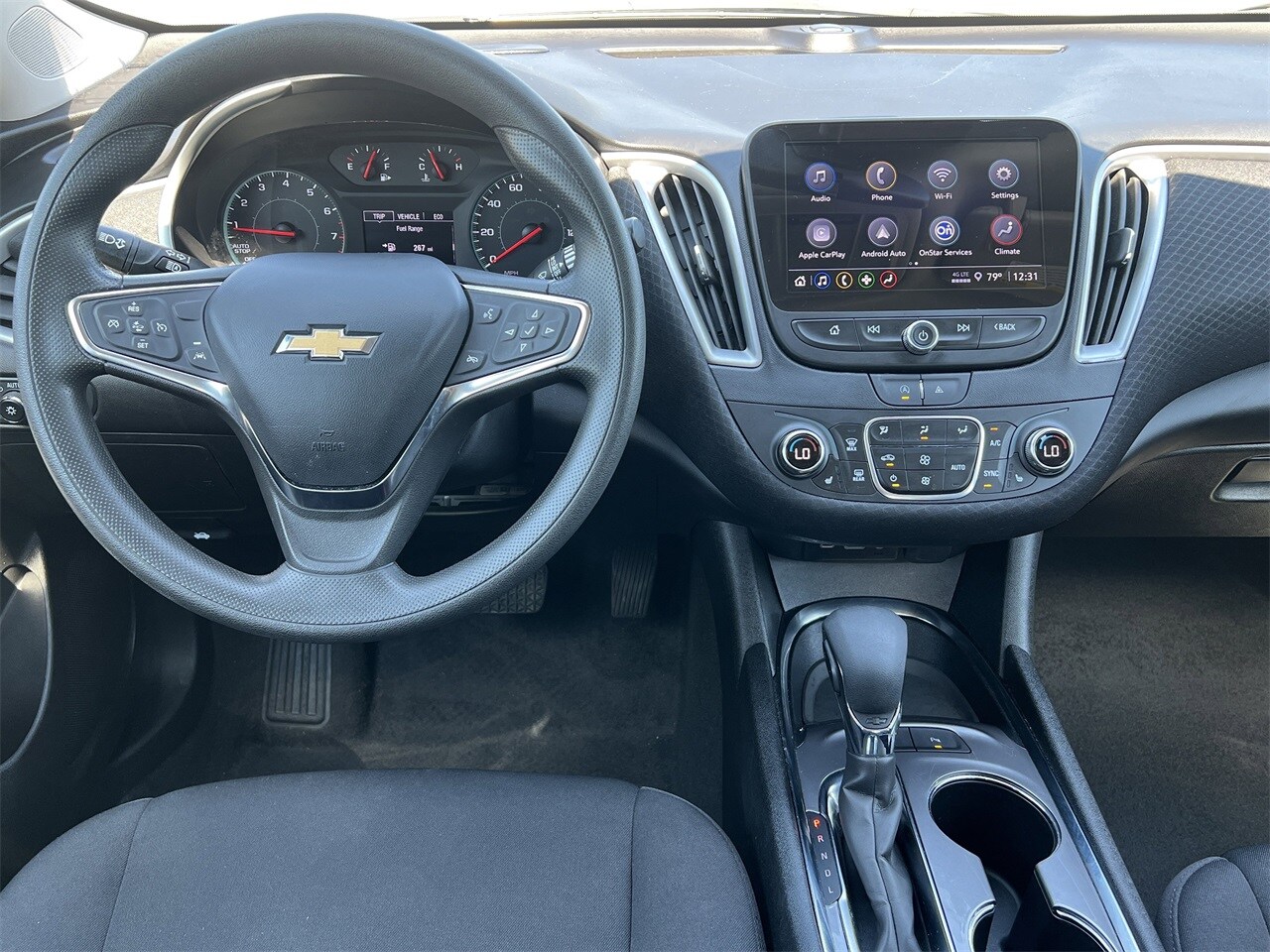 2024 Chevrolet Malibu 1LT photo 2