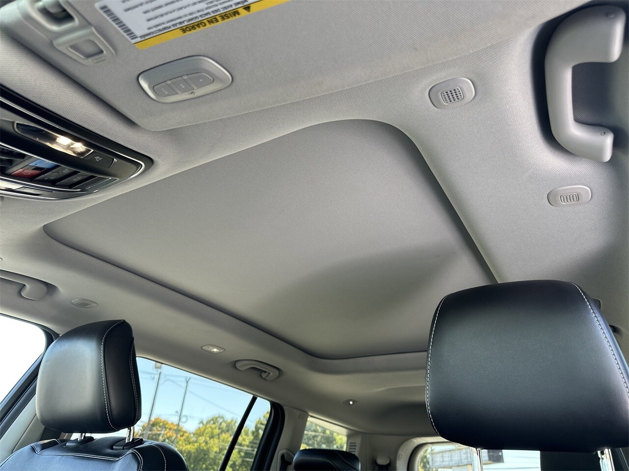 2022 Jeep Grand Cherokee Limited photo 3