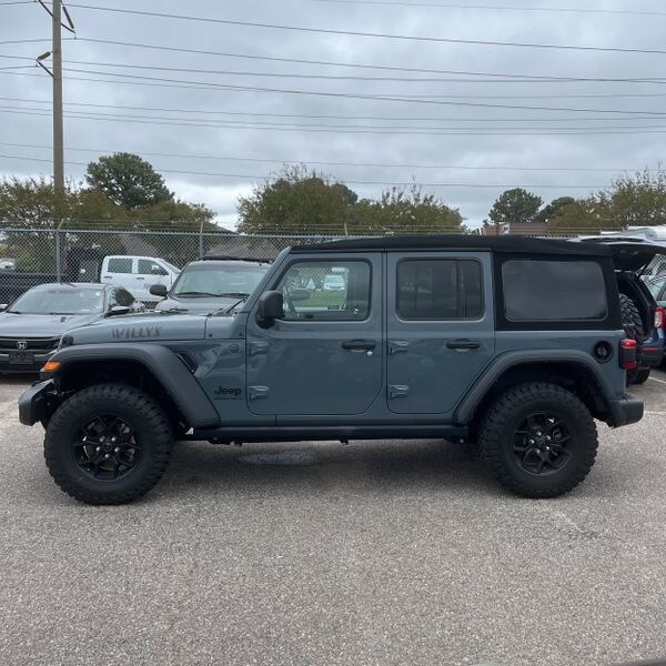 2024 Jeep Wrangler Sport photo 2