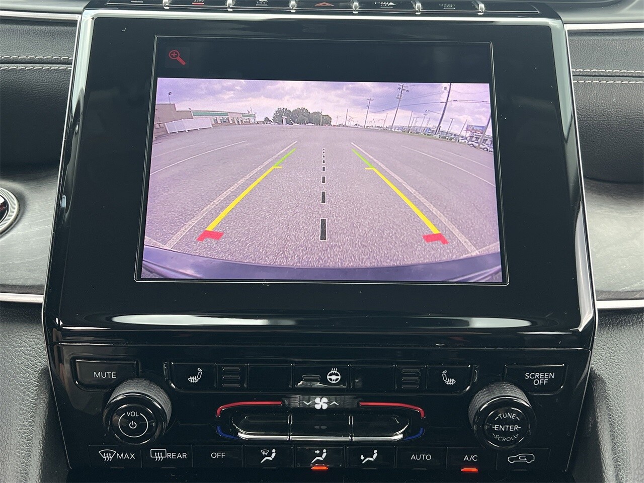 2022 Jeep Grand Cherokee Limited photo 4