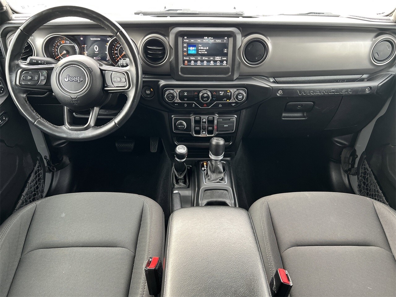 2021 Jeep Wrangler Unlimited Sport Willys photo 2