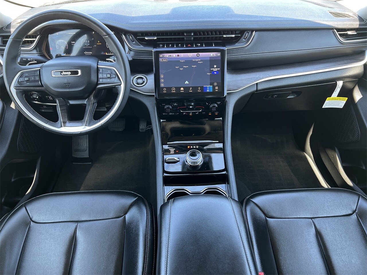 2023 Jeep Grand Cherokee Limited photo 2