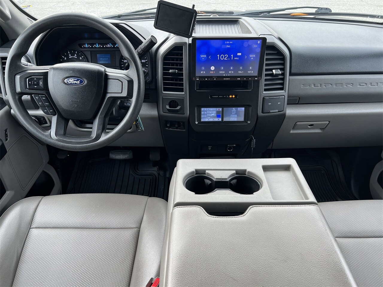 2017 Ford F-350 XL photo 2