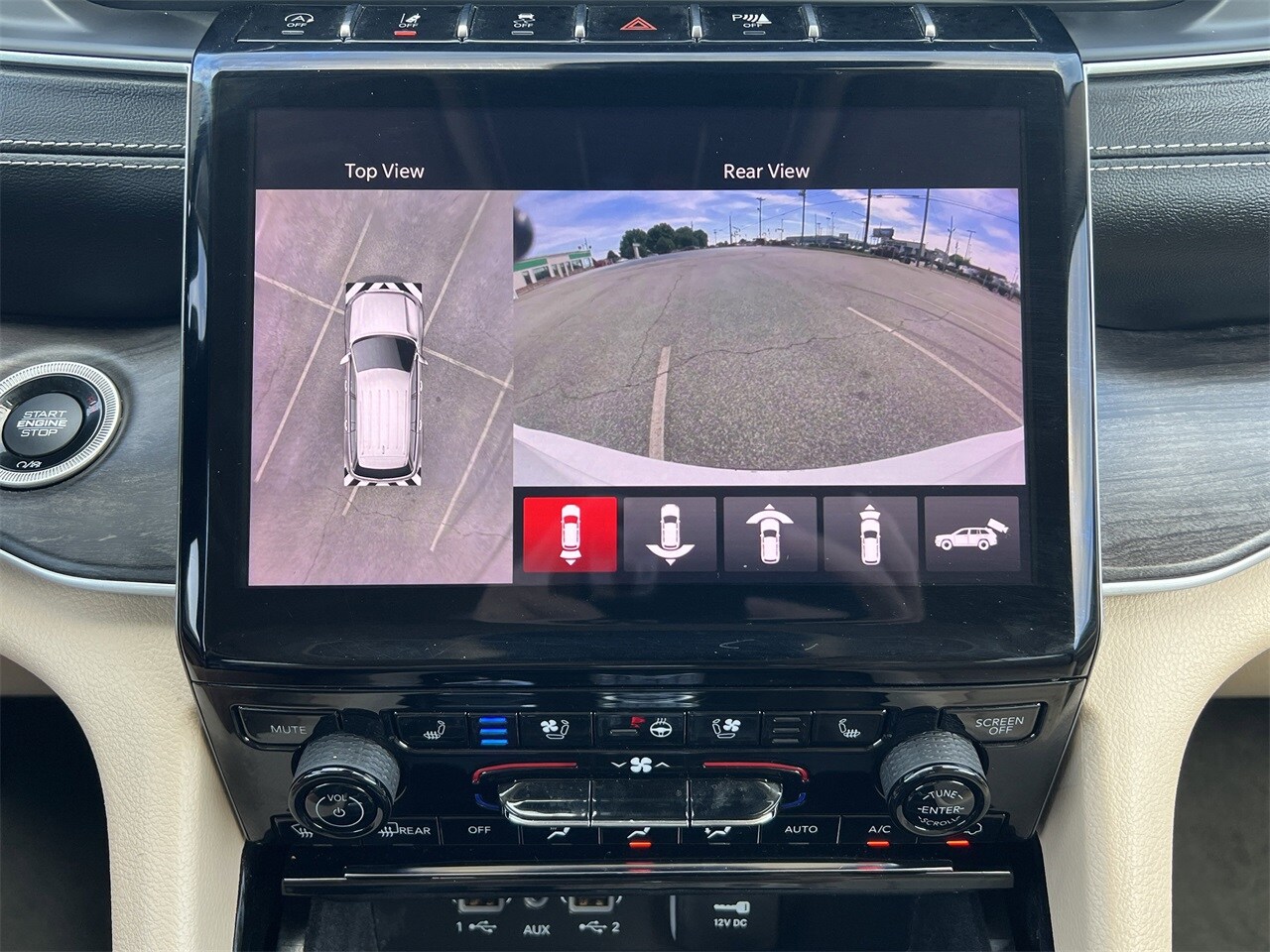 2021 Jeep Grand Cherokee Limited photo 3