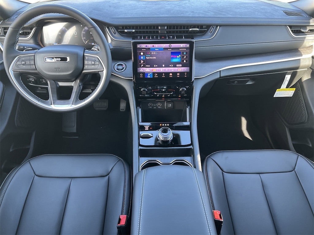 New 2025 Jeep Grand Cherokee L Limited Sport Utility