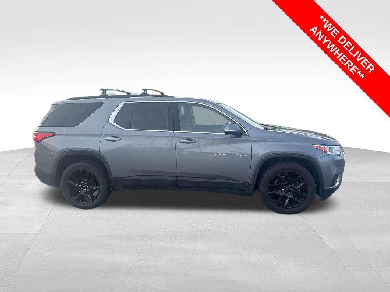 2019 Chevrolet Traverse Cloth 1LT photo 2