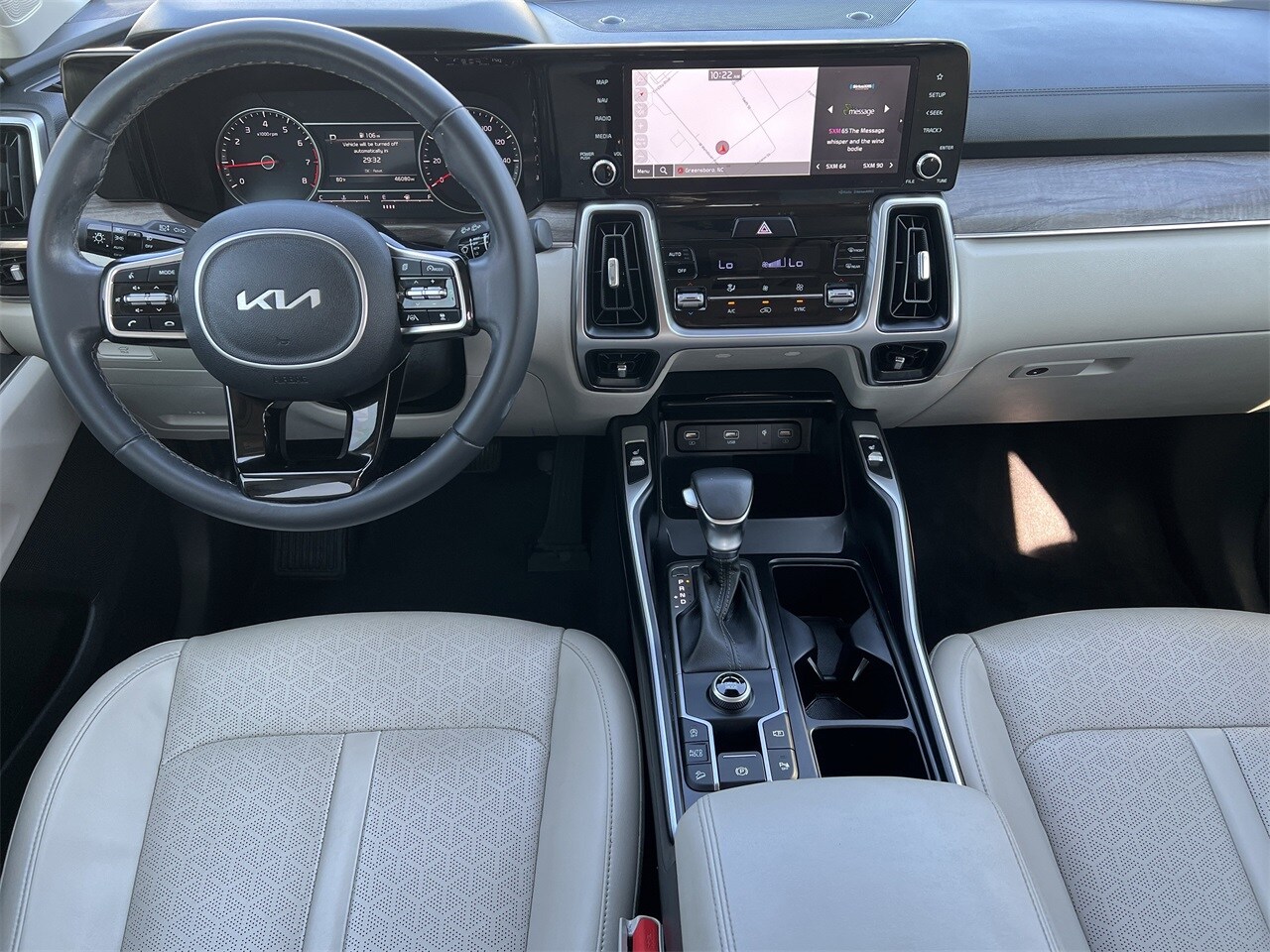 2022 Kia Sorento EX photo 2