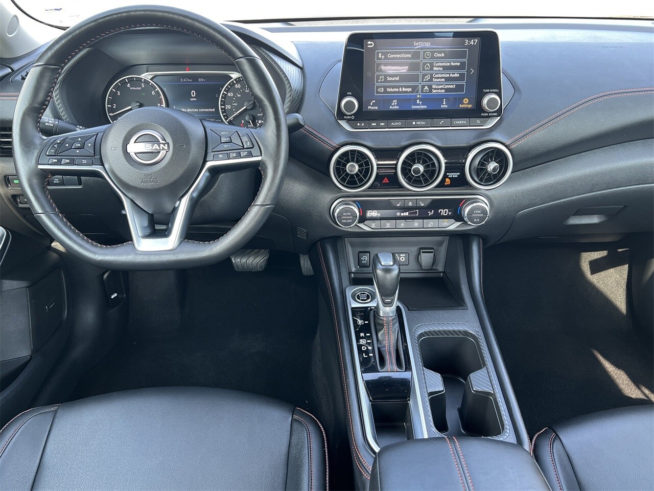 2025 Nissan Sentra SR photo 2
