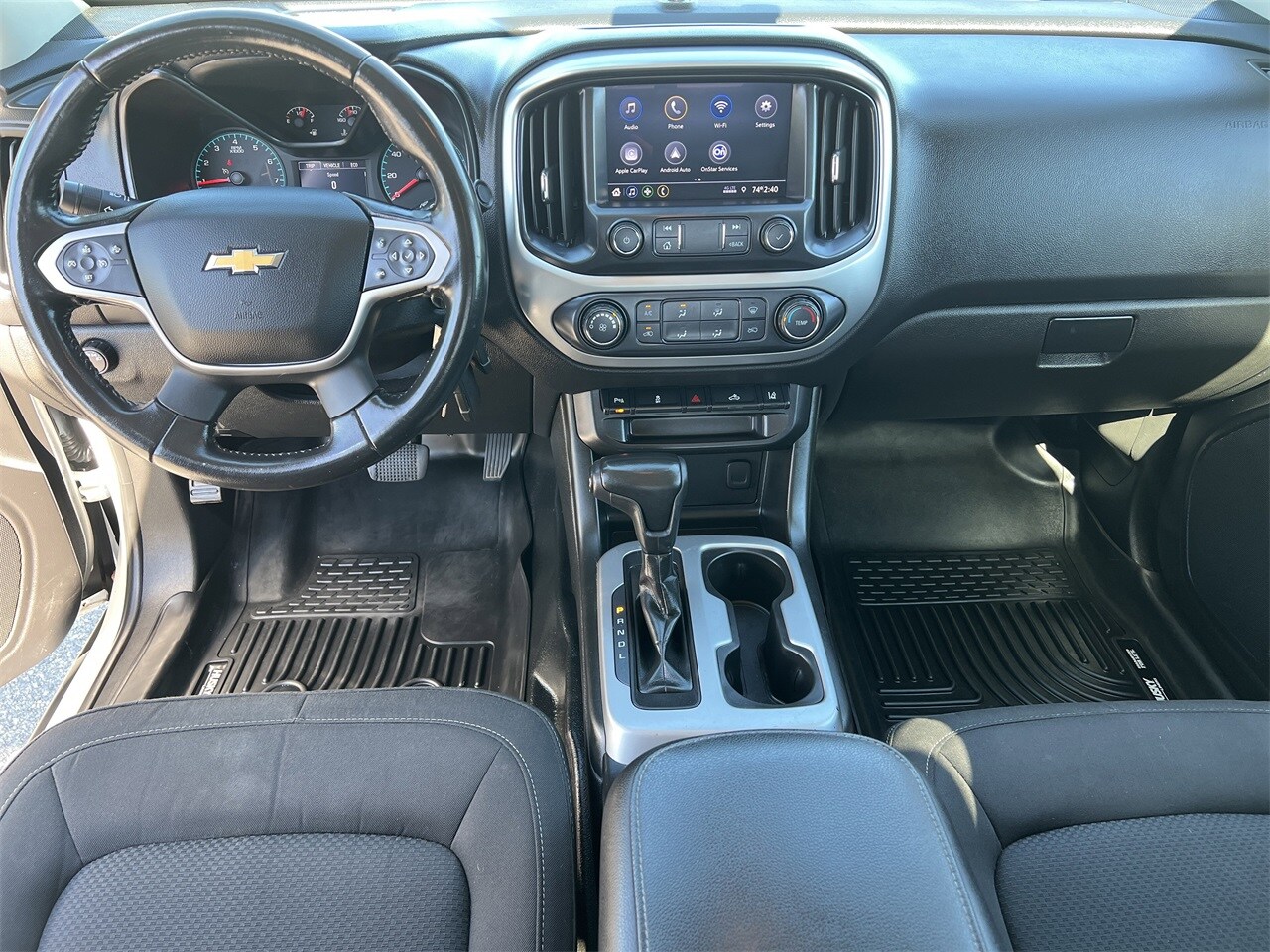 2021 Chevrolet Colorado LT photo 2