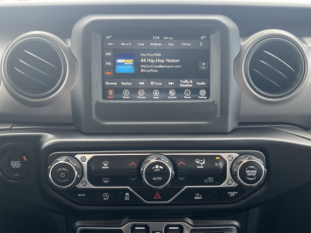 Used 2022 Jeep Gladiator Sport Truck Crew Cab