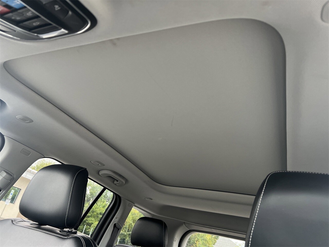 2023 Jeep Cherokee Base photo 4