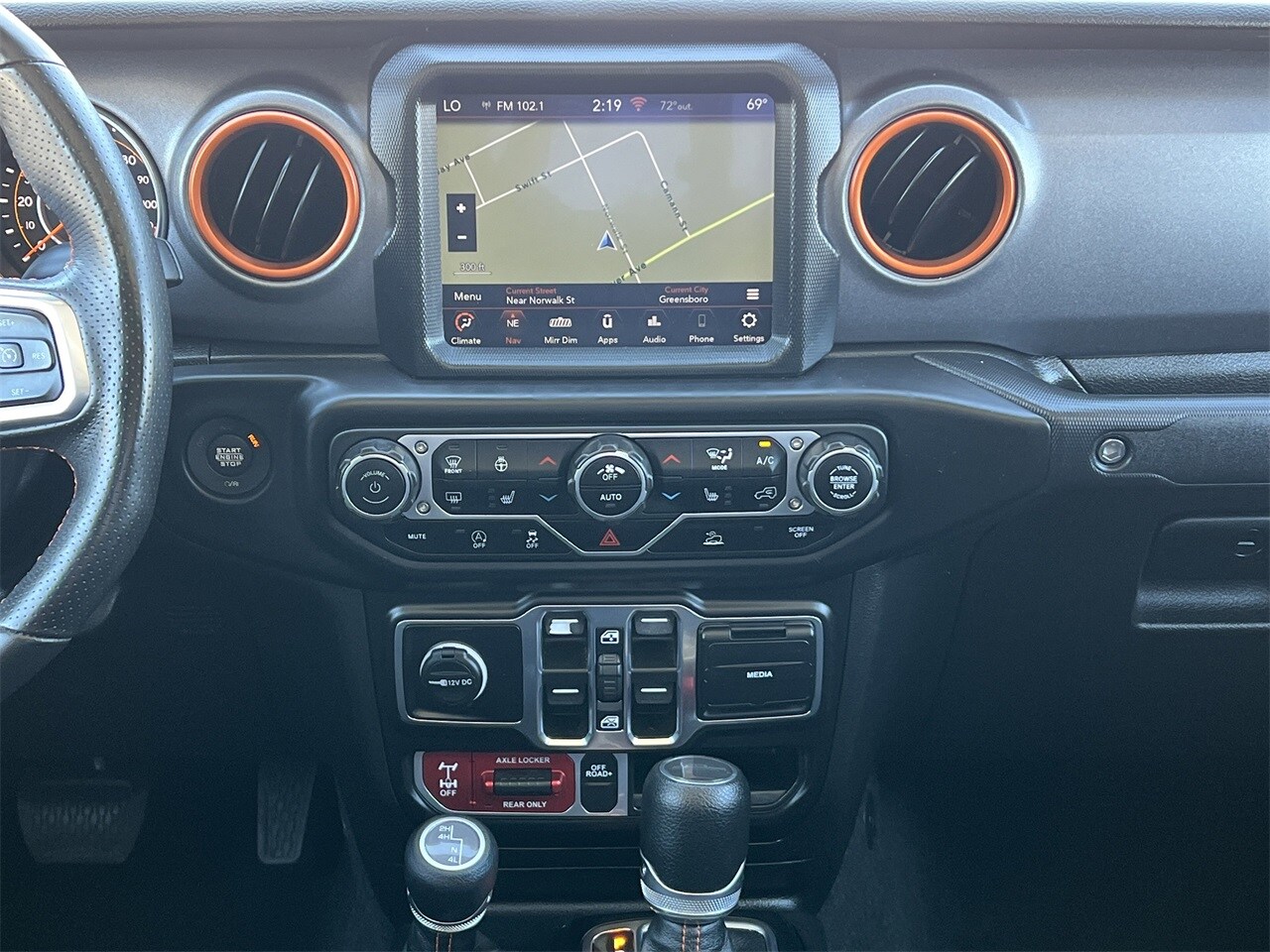 2023 Jeep Gladiator Mojave photo 3