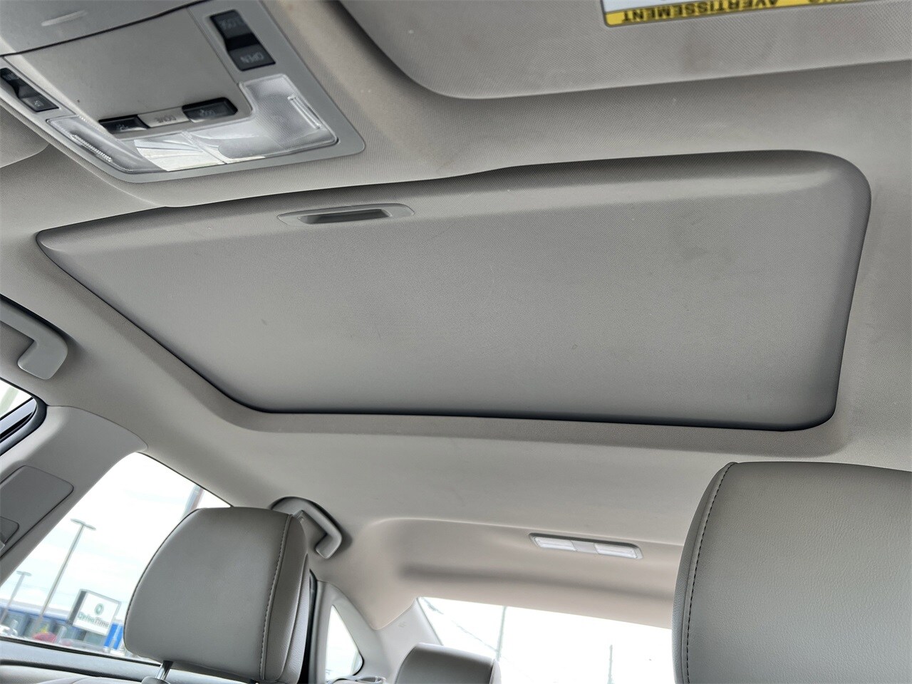 2015 Toyota Avalon XLE Touring photo 4