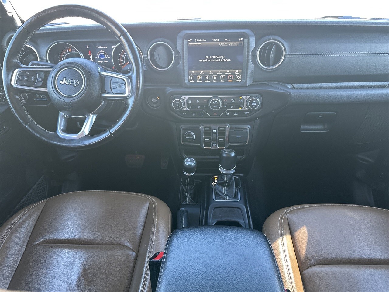 2021 Jeep Gladiator Overland photo 2