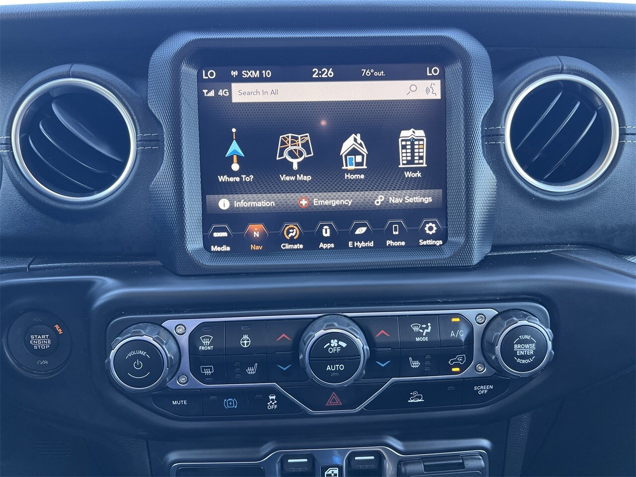 2023 Jeep Wrangler 4xe Sahara photo 3