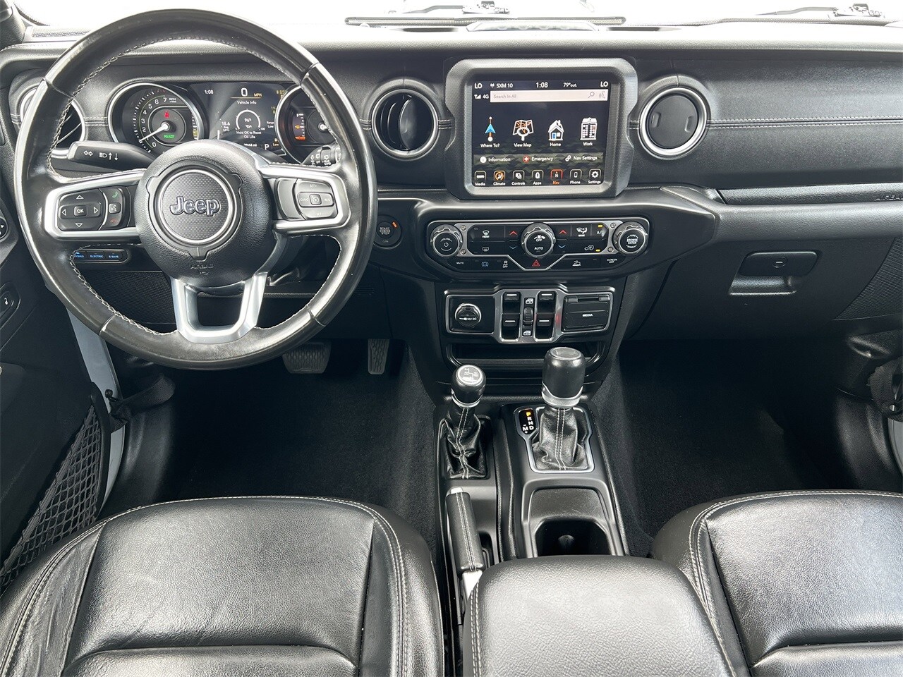 2022 Jeep Wrangler Unlimited 4xe Sahara photo 2