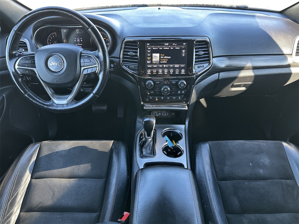 Used 2021 Jeep Grand Cherokee Laredo SUV