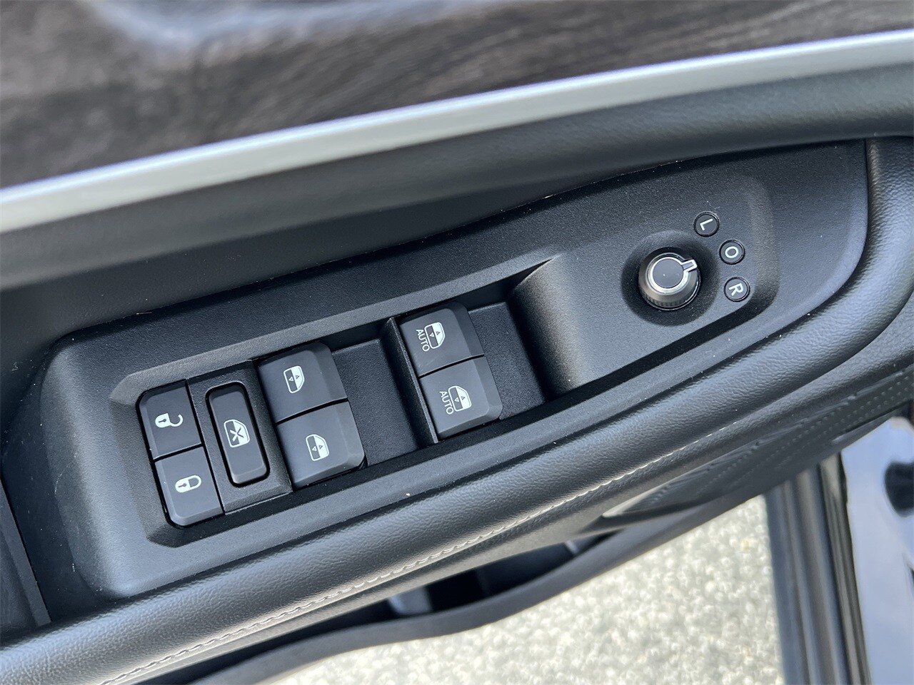 2022 Jeep Grand Cherokee Limited photo 4