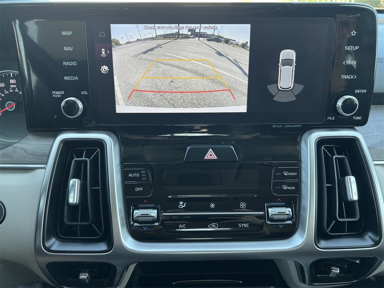 2022 Kia Sorento EX photo 4
