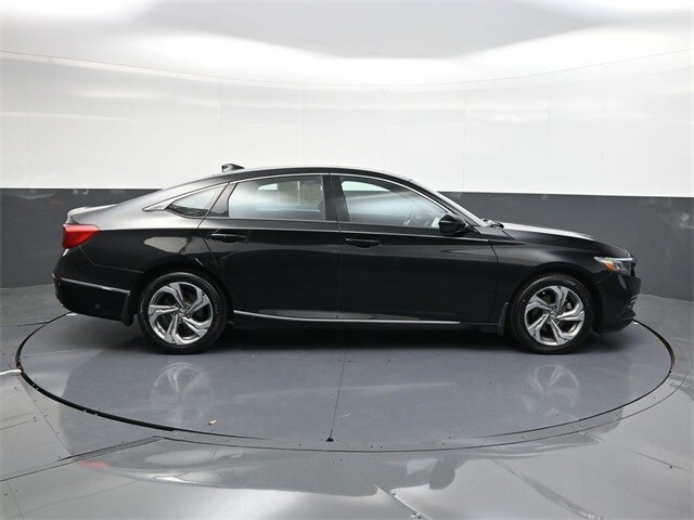 2018 Honda Accord EX photo 3
