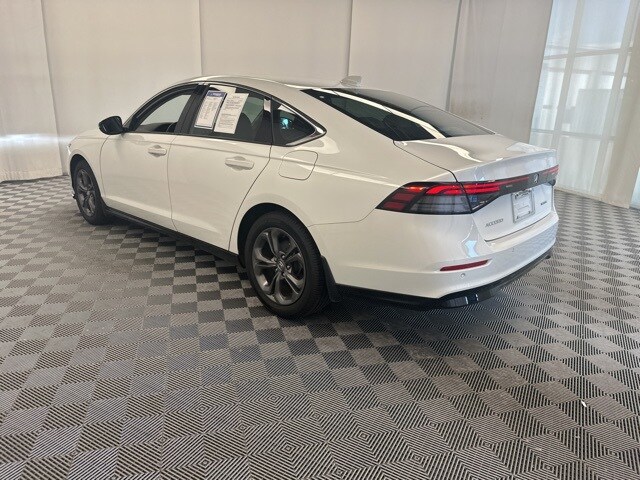2023 Honda Accord Hybrid EX-L photo 4