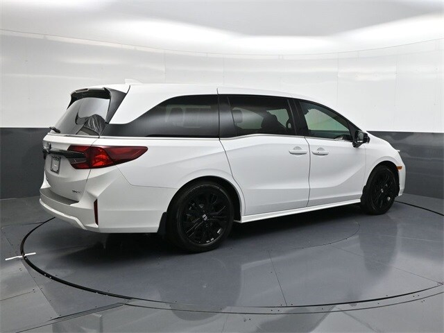2025 Honda Odyssey photo 4