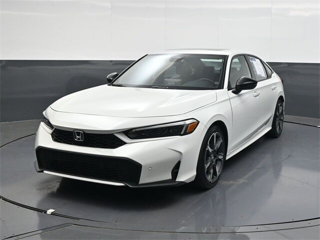 2025 Honda Civic Sport Touring Hybrid photo 3