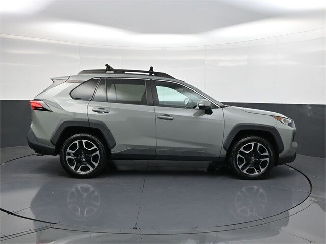 2021 Toyota RAV4 Adventure photo 3