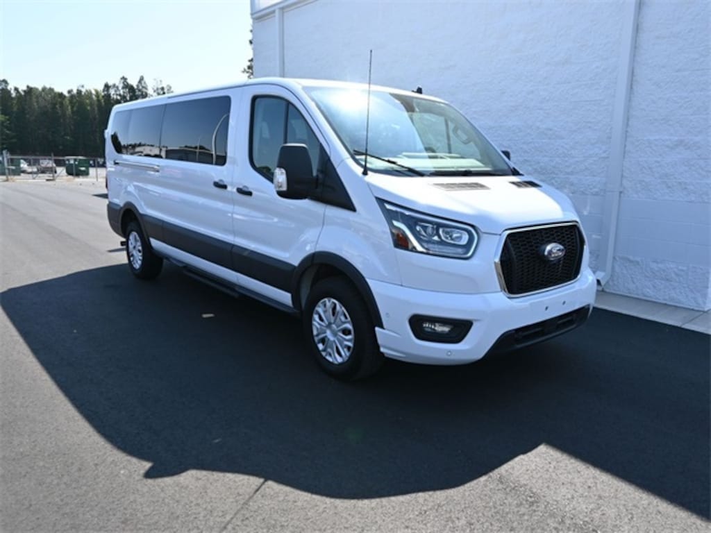 Used 2023 Ford Transit-350 Passenger  Wagon Low Roof Van