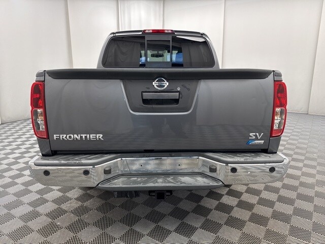 2019 Nissan Frontier SV photo 3