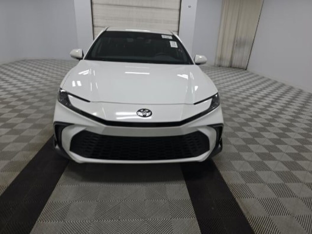 Used 2025 Toyota Camry SE Sedan
