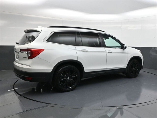 2022 Honda Pilot Special Edition photo 3