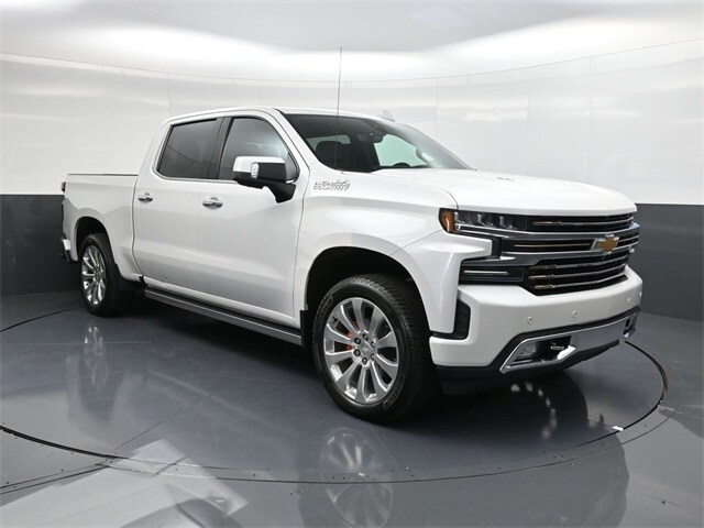 2019 Chevrolet Silverado 1500 High Country photo 2