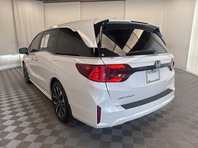 2025 Honda Odyssey Elite photo 4