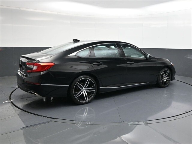 2021 Honda Accord Touring 2.0T photo 4