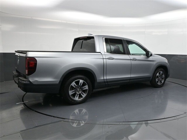 2019 Honda Ridgeline RTL photo 4