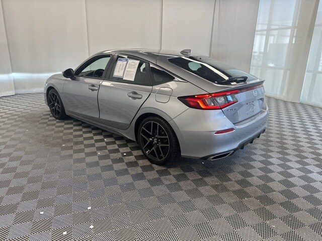 2022 Honda Civic Sport Touring Hatchback photo 4
