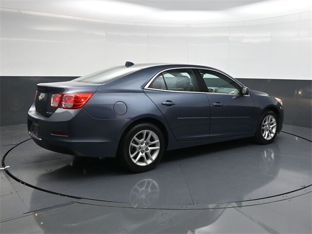 2013 Chevrolet Malibu 1LT photo 4