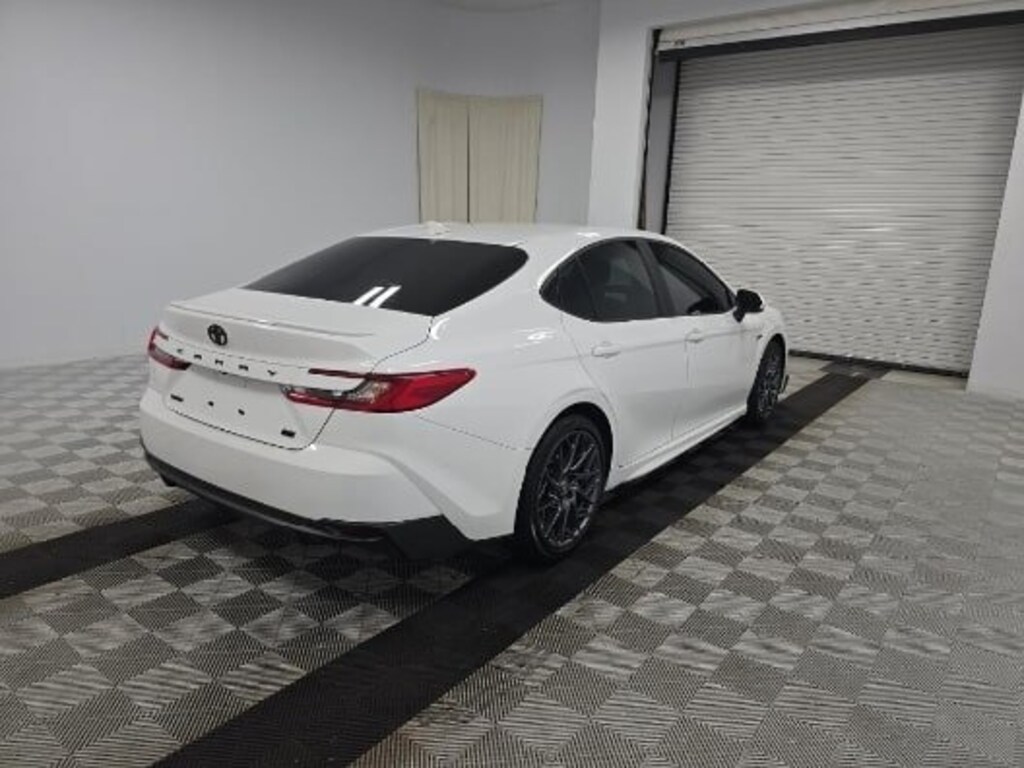 Used 2025 Toyota Camry SE Sedan