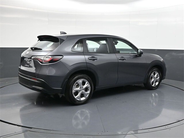 2025 Honda HR-V LX photo 4