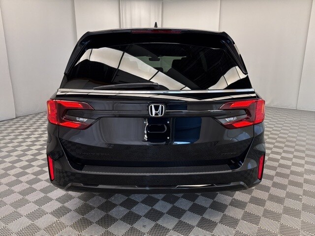 2026 Honda Odyssey photo 4