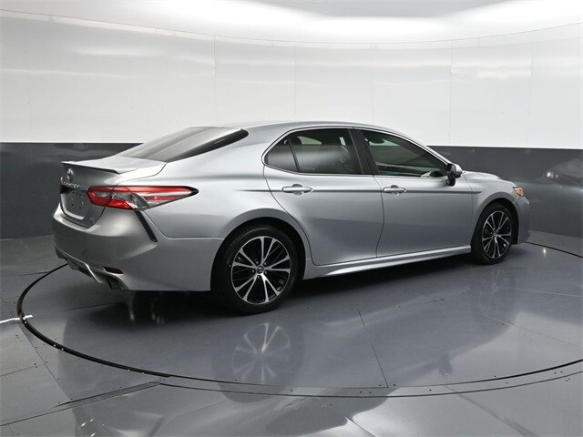 2018 Toyota Camry L photo 4