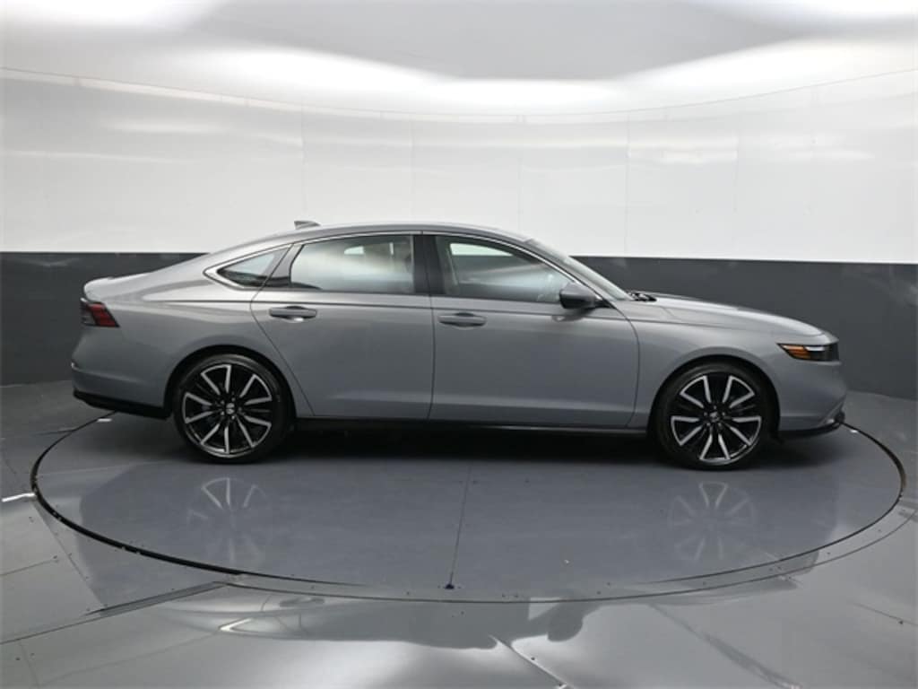 Used 2024 Honda Accord Hybrid Touring Sedan