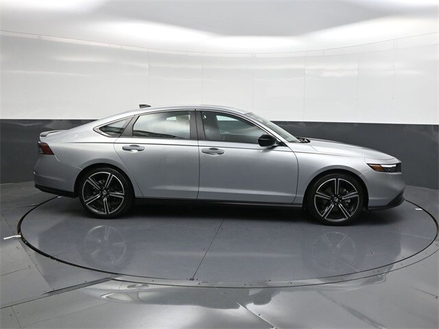 2024 Honda Accord Hybrid Sport photo 3